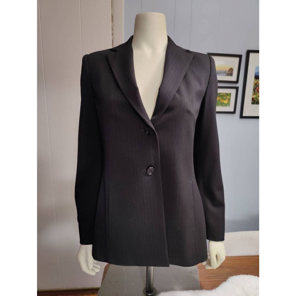 Fabrizio Gianni Pinstriped Fitted Lined Blazer with Shoulder Pads